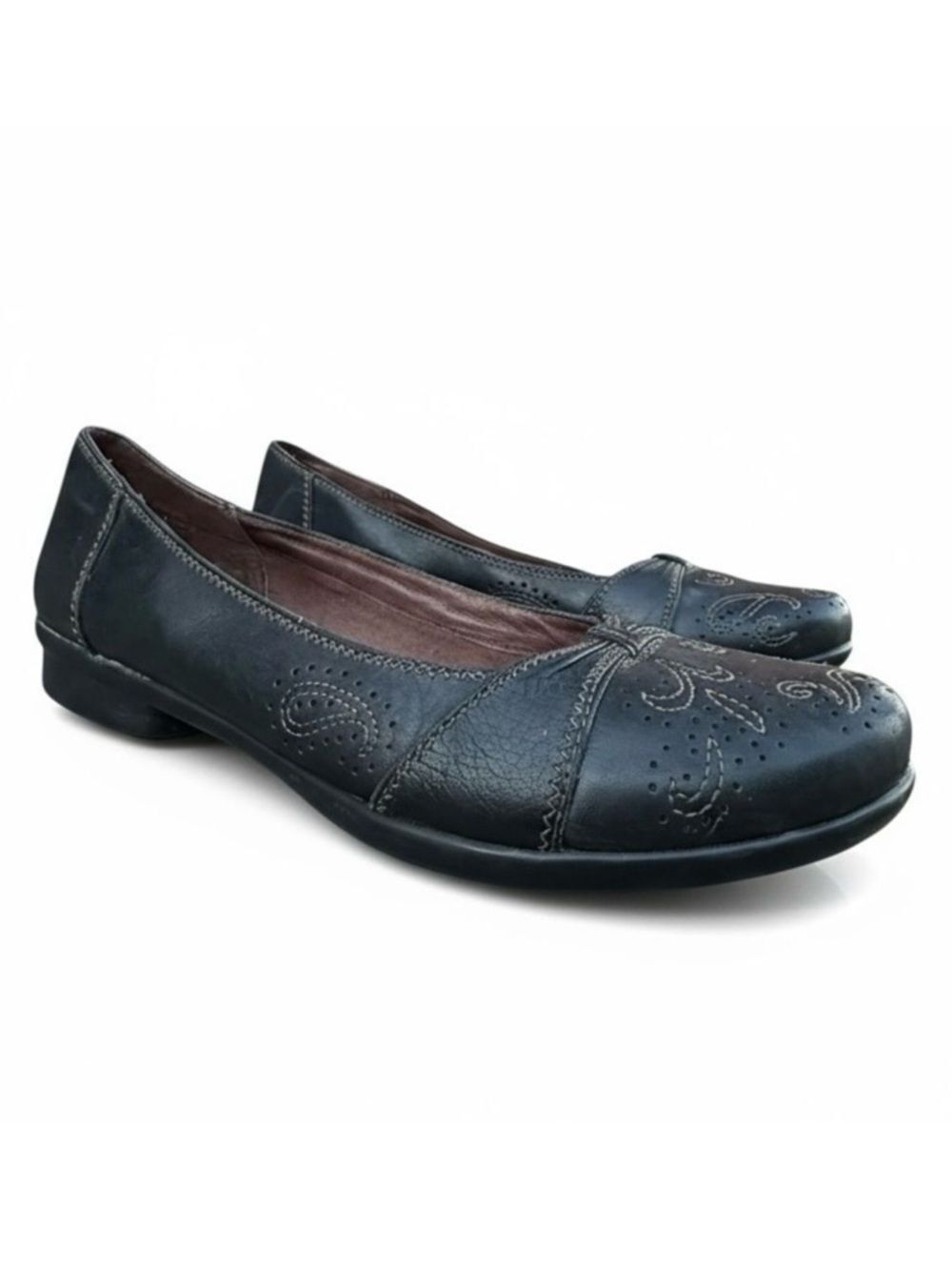 Clarks Women's Black Ballet Flats Size 8M Paisley Embroidery Casual